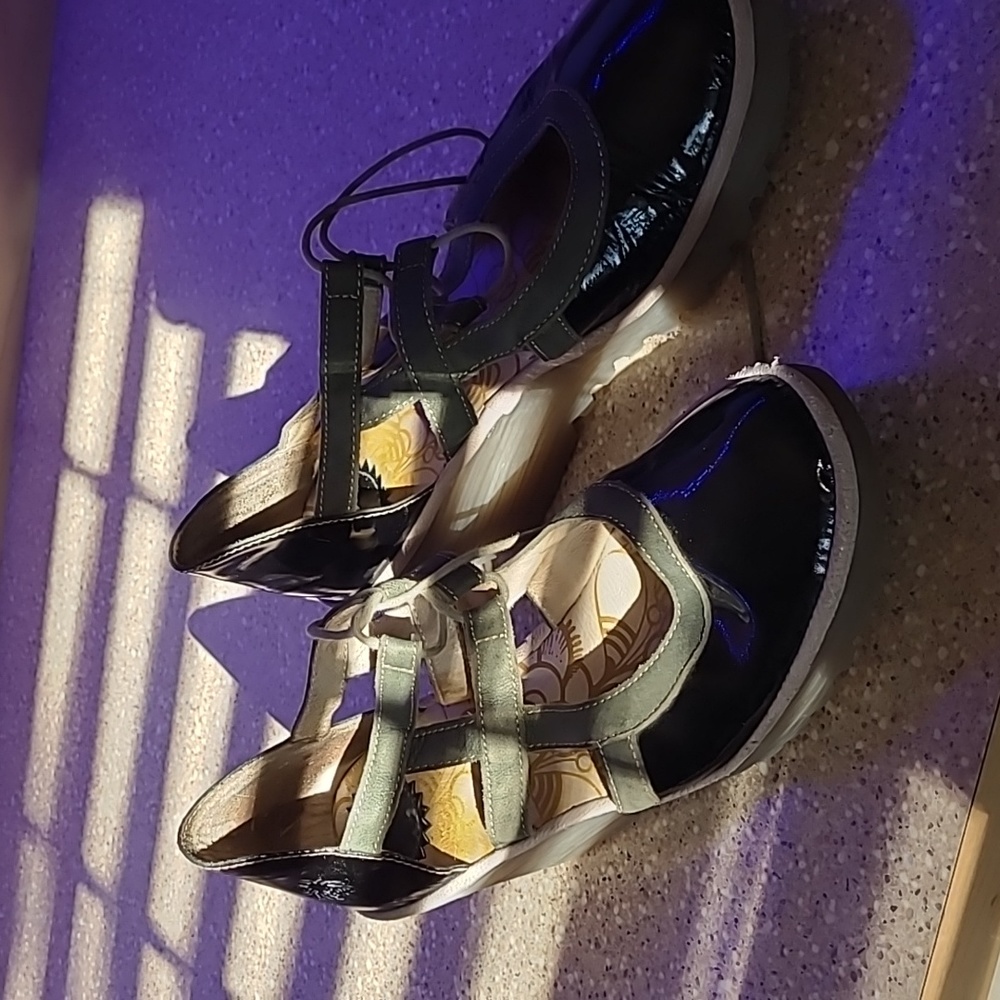 Fly London Yett Lace Up Patent Leather Wedge Sandals Women SZ EU 41 US 10/10.5